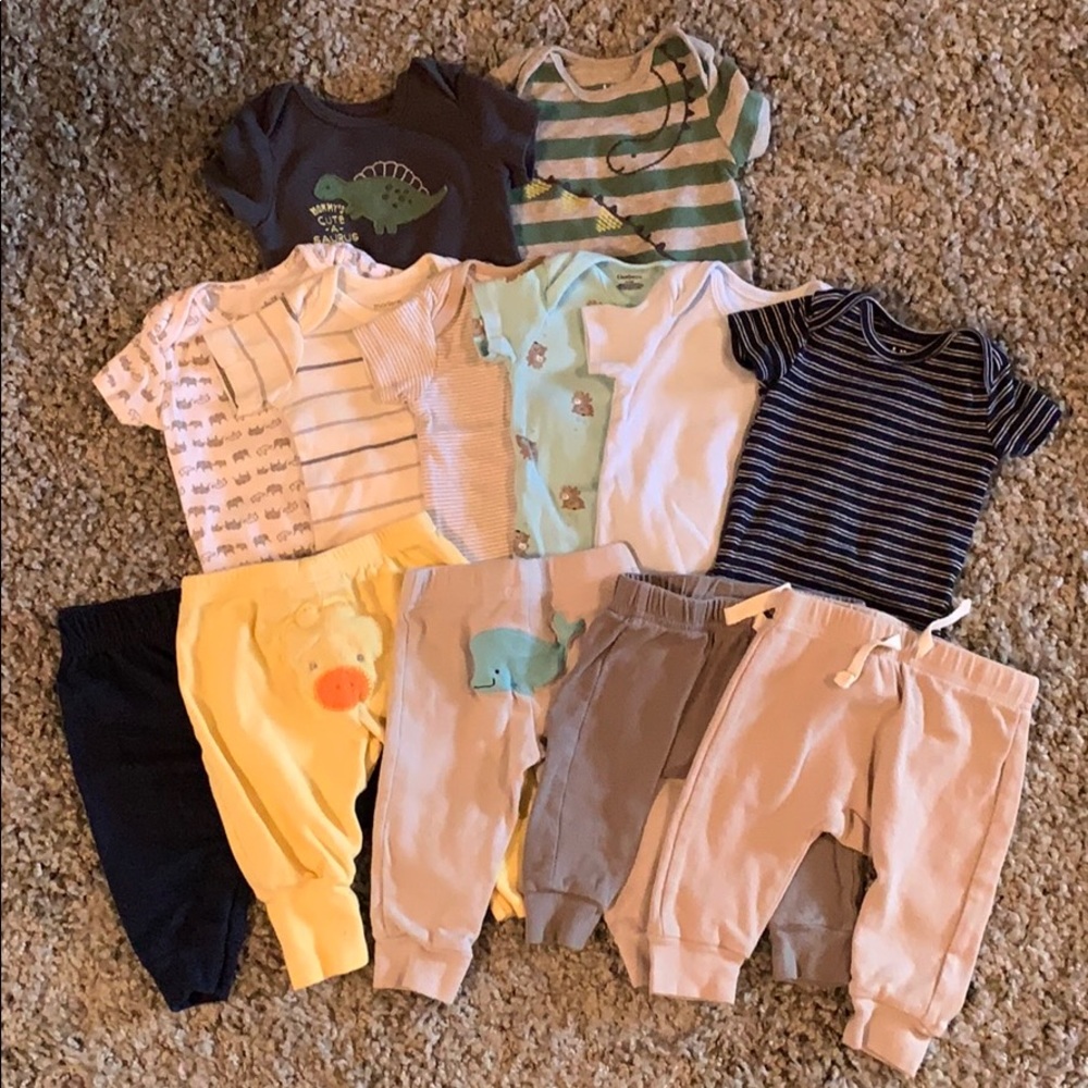 Large 13 piece Outfit Lot - 0-3m
